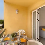 Brisa Del Atlantico En Torre Del Sol, Americas *