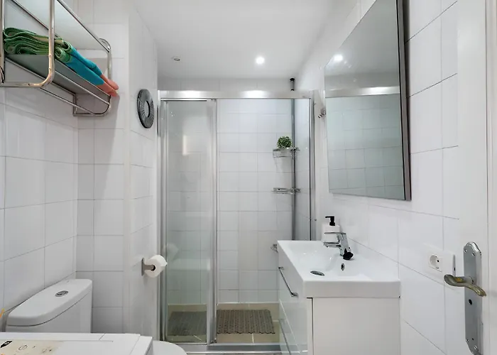 Brisa Del Atlántico En Torre Del Sol, Américas *